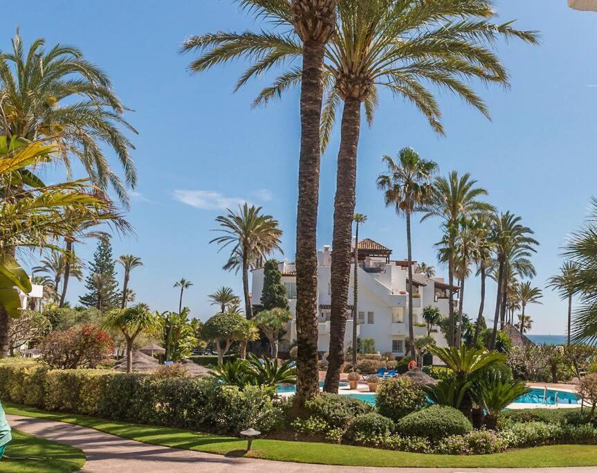 אסטפונה Alcazaba Beach Apartment מראה חיצוני תמונה
