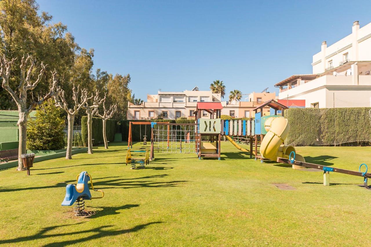 אסטפונה Alcazaba Beach Apartment מראה חיצוני תמונה